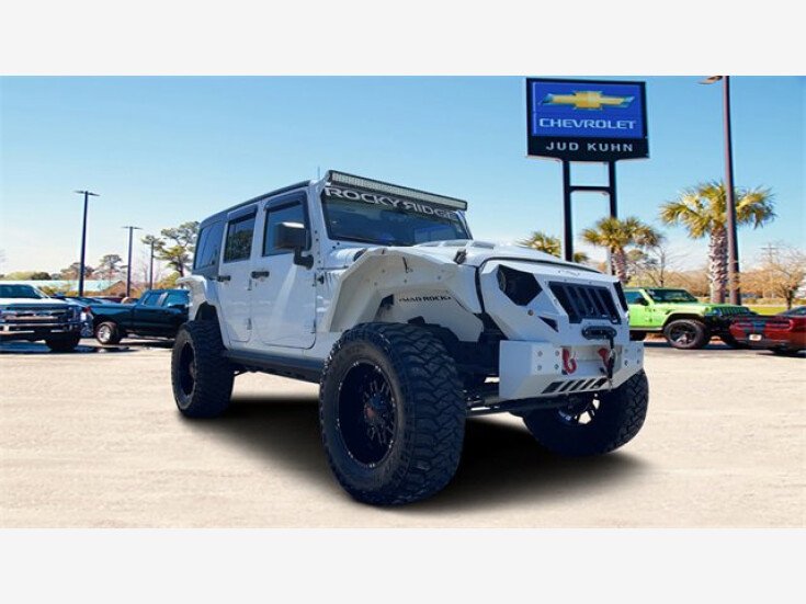 Thumbnail Photo undefined for 2017 Jeep Wrangler